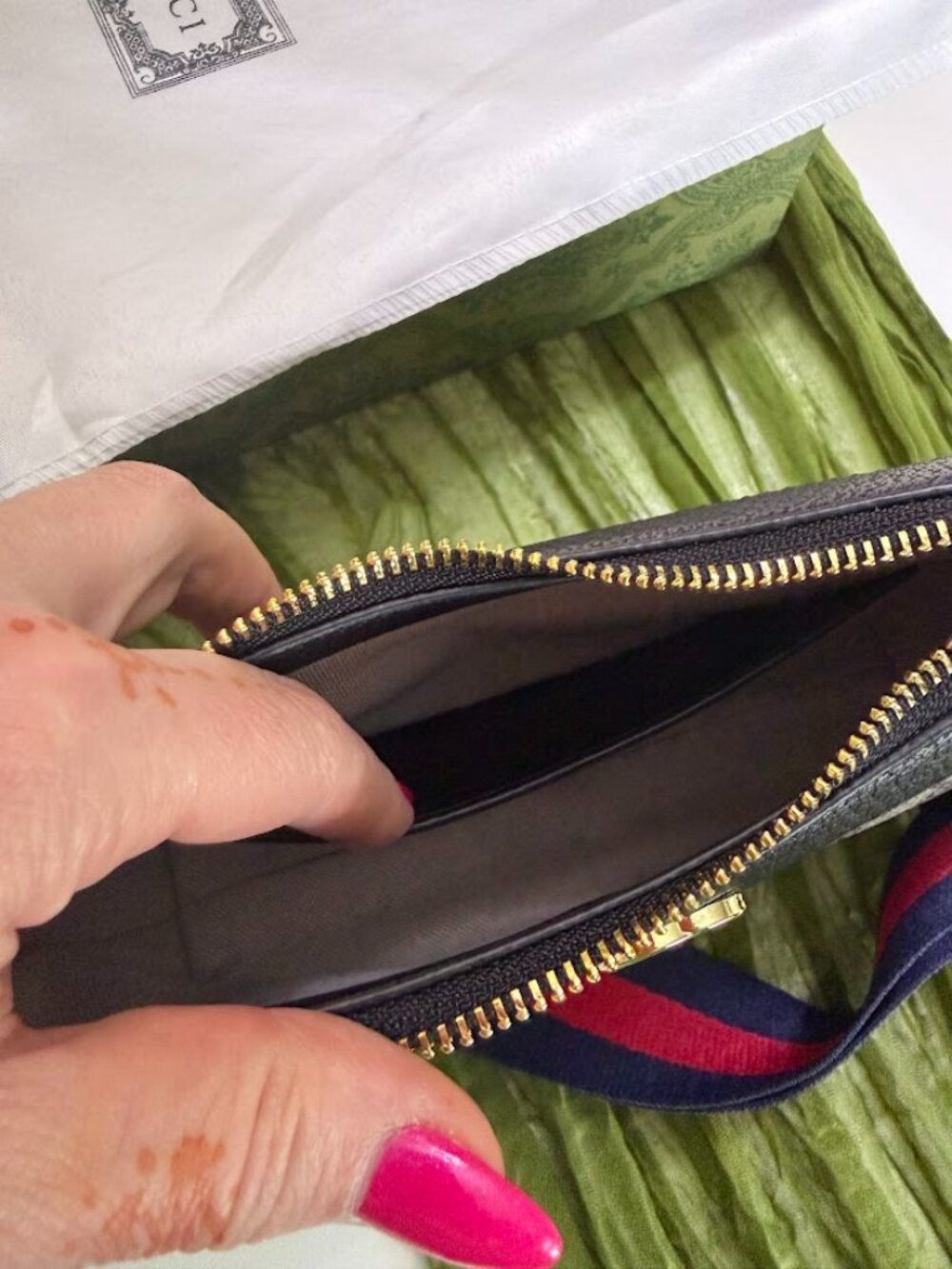 Monogram Canvas Mini Shoulder Bag Gold Hardware Chain Strap Y2K Vintage Style - Picture 4 of 6